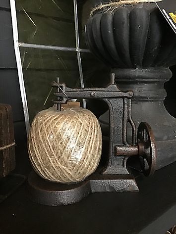 Cast iron spinning wheel with sisal rope - Decobyjo - Bellingwolde