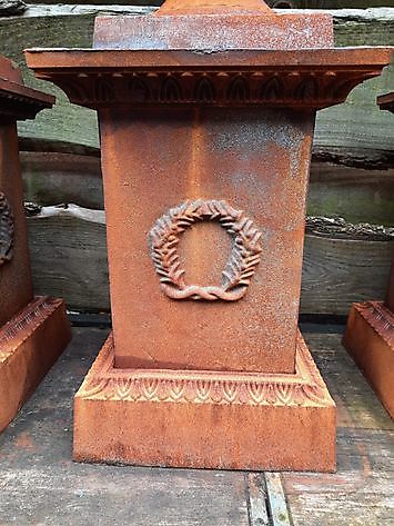 New large cast iron plinths Decobyjo - Bellingwolde