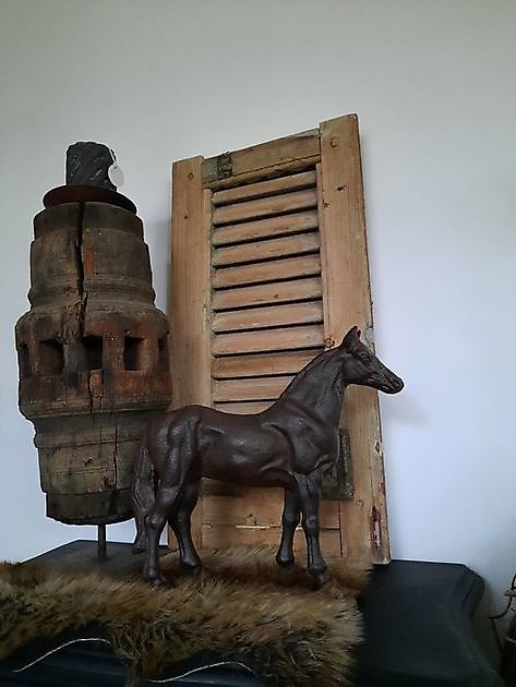 Cheval en fonte debout - Decobyjo - Bellingwolde