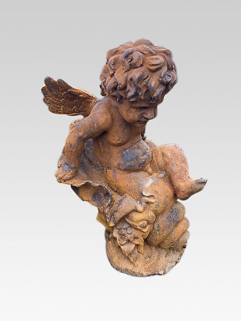 Cast iron angel in shell - Decobyjo - Bellingwolde