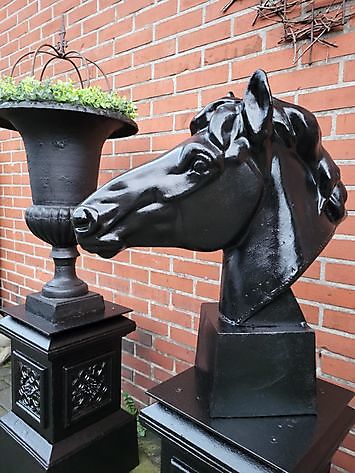 Cast iron horse head head black Decobyjo - Bellingwolde