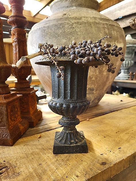 Vase de jardin en fonte petit noir - Decobyjo - Bellingwolde