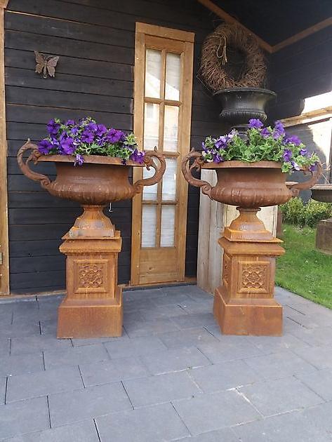 Vases de jardin en fonte Decobyjo - Bellingwolde