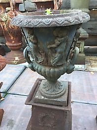 Vase de jardin anglais antique, joliment décoré Decobyjo - Bellingwolde