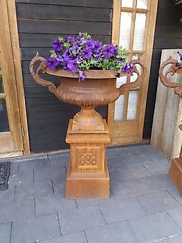 Vase coupe vase anses en fonte avec anses sur socle Decobyjo - Bellingwolde