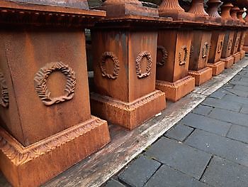 New large cast iron plinths Decobyjo - Bellingwolde