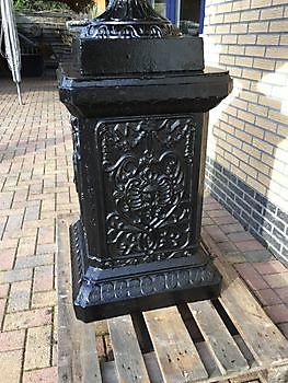 Cast iron vase on base 161 cm Decobyjo - Bellingwolde