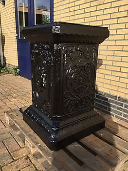 Socle décoré 89 cm noir Decobyjo - Bellingwolde