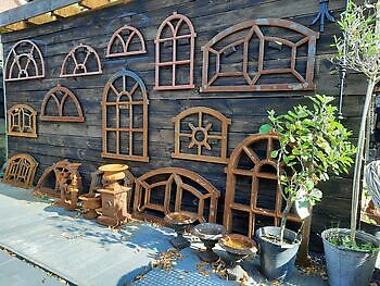 Are you looking for handcrafted cast iron stable windows? Decobyjo - Bellingwolde